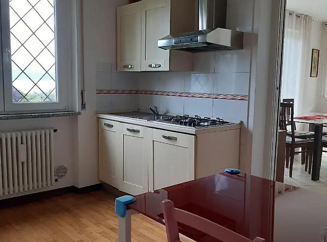 La Finestra Sul - In Con Vista E Posto Auto Coperto Apartment Stresa